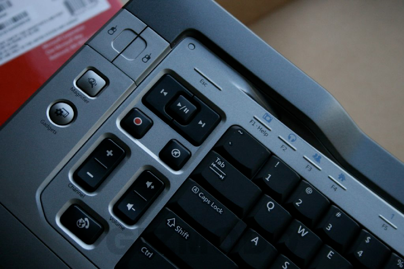 Illustration for article titled Microsoft Ultimate Wireless 7000 Keyboard Hands-On